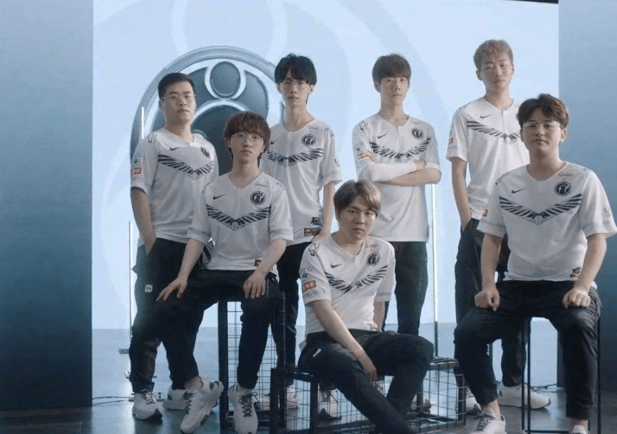 球员与经纪 球员与经纪