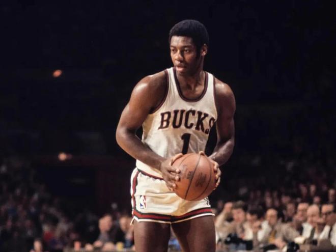 员的奋勇拼 员的奋勇拼