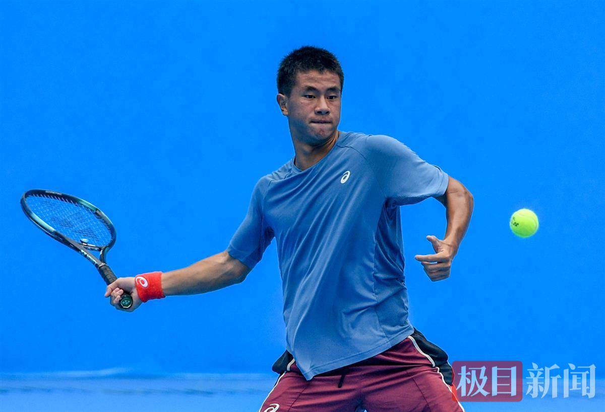 来扛起全队 来扛起全队