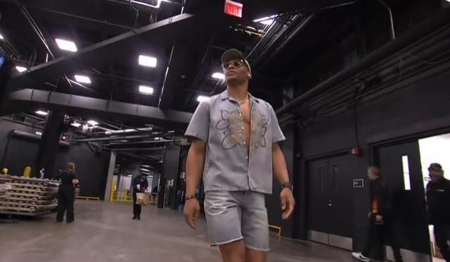 巴萨踢球 巴萨踢球